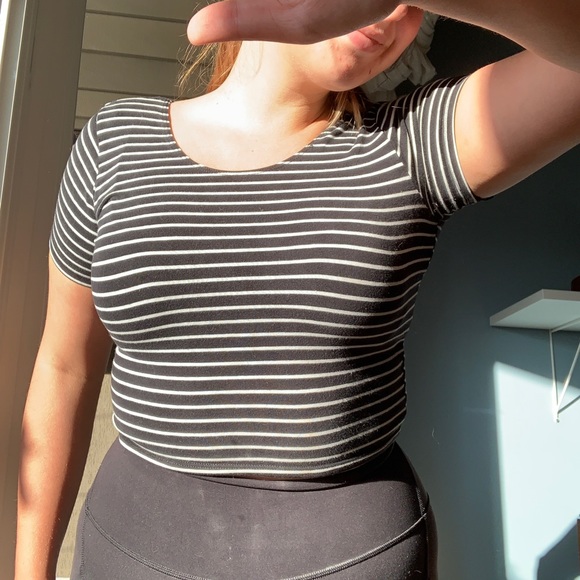 American Apparel Crop Top Striped - Picture 2 of 3
